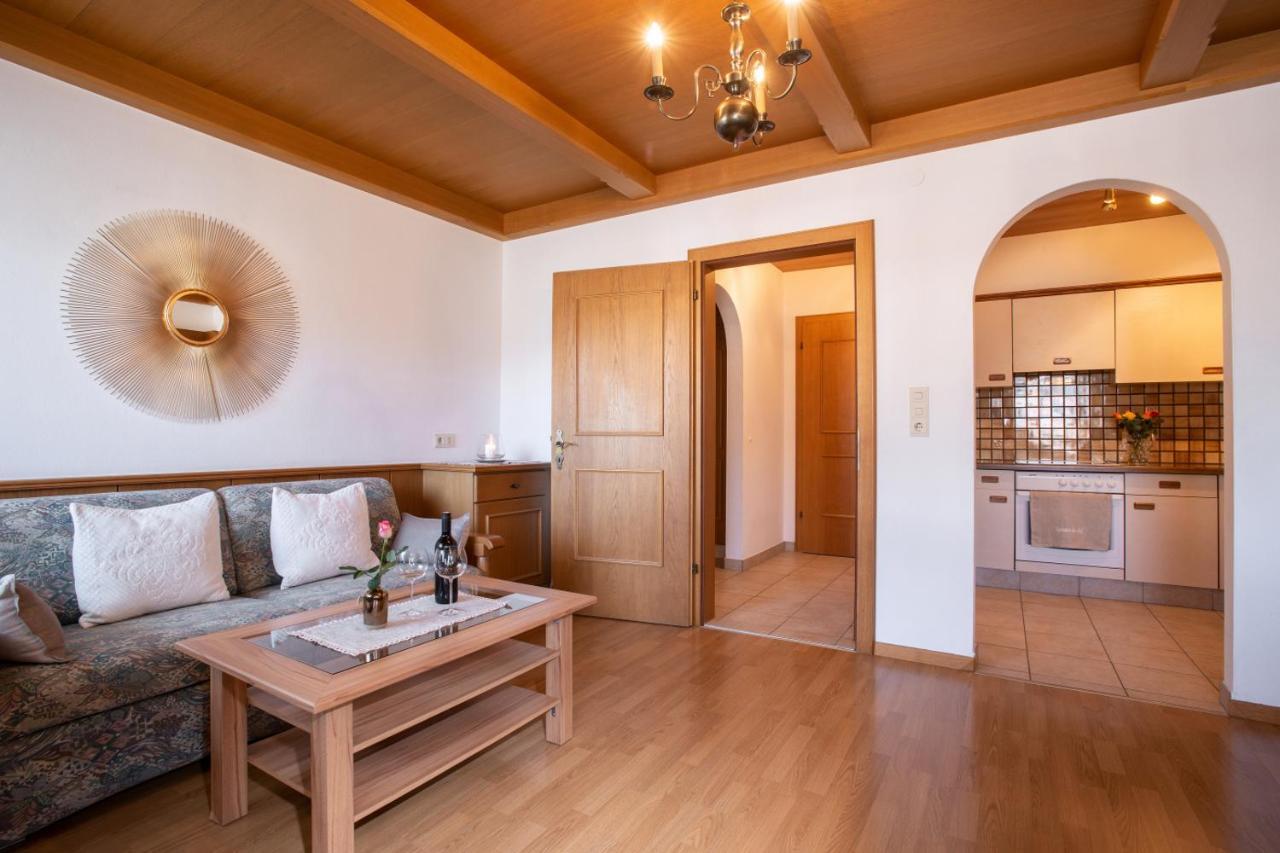 Gaestehaus Appartement Hoellwarth Stumm Kültér fotó