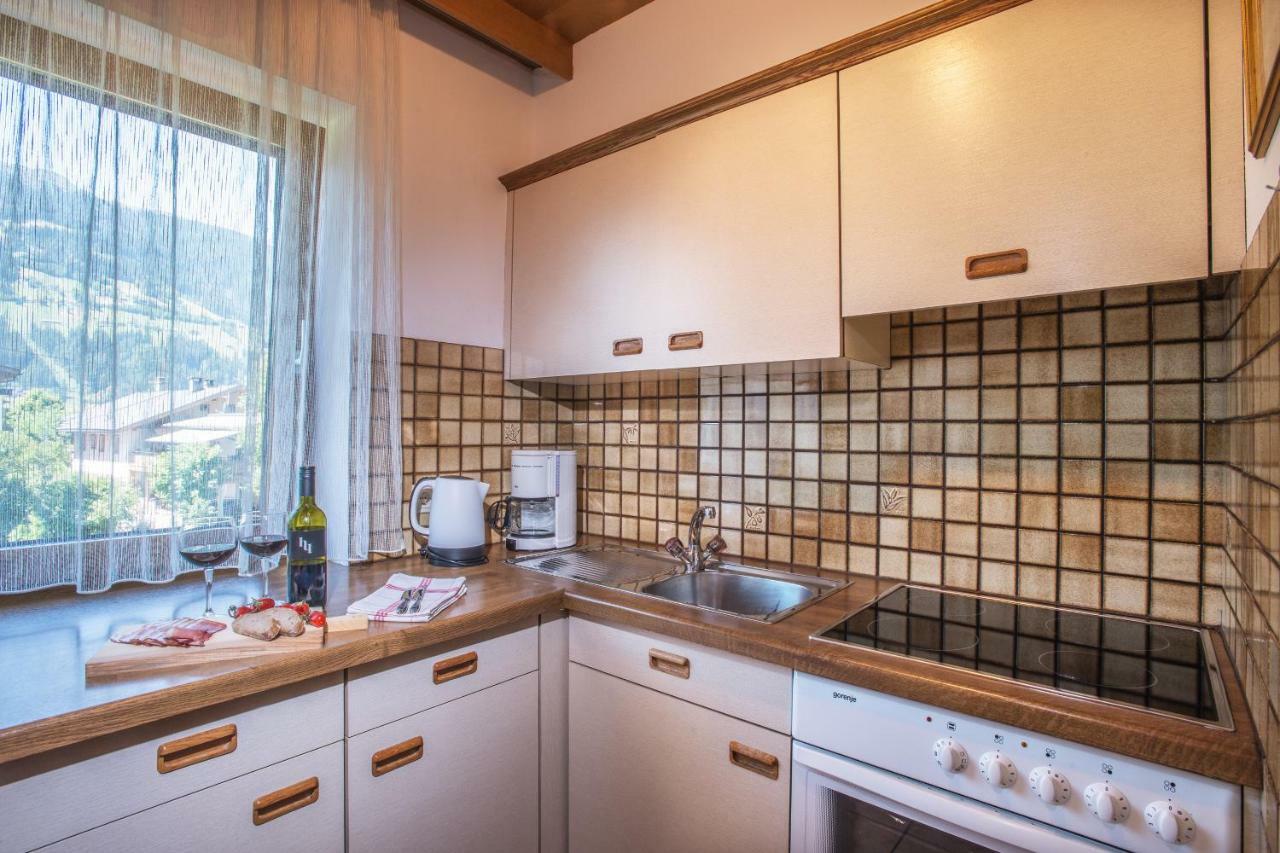 Gaestehaus Appartement Hoellwarth Stumm Kültér fotó